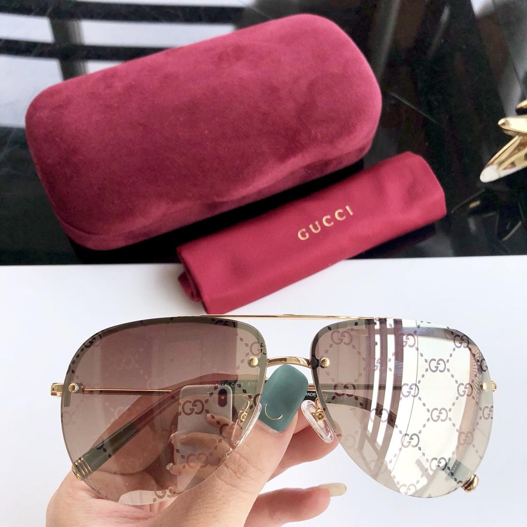 Gucci Men’s Sunglasses ASS650103