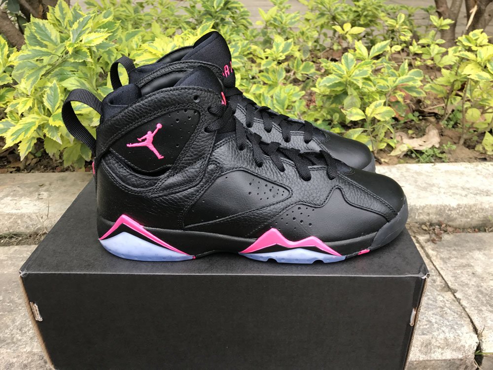 PK AIR JORDAN 7 GS BLACK HYPER PINK