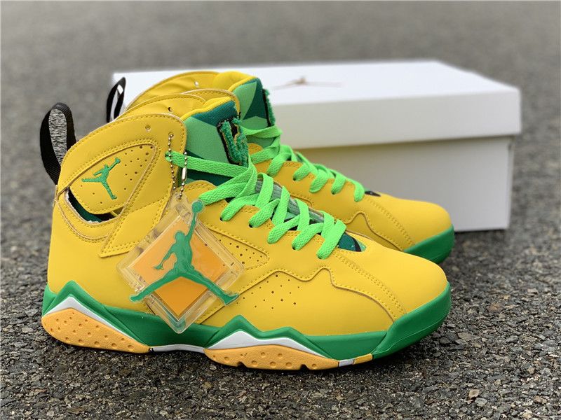 PK AIR JORDAN 7 OREGON DUCKS PE VIBRANT YELLOW
