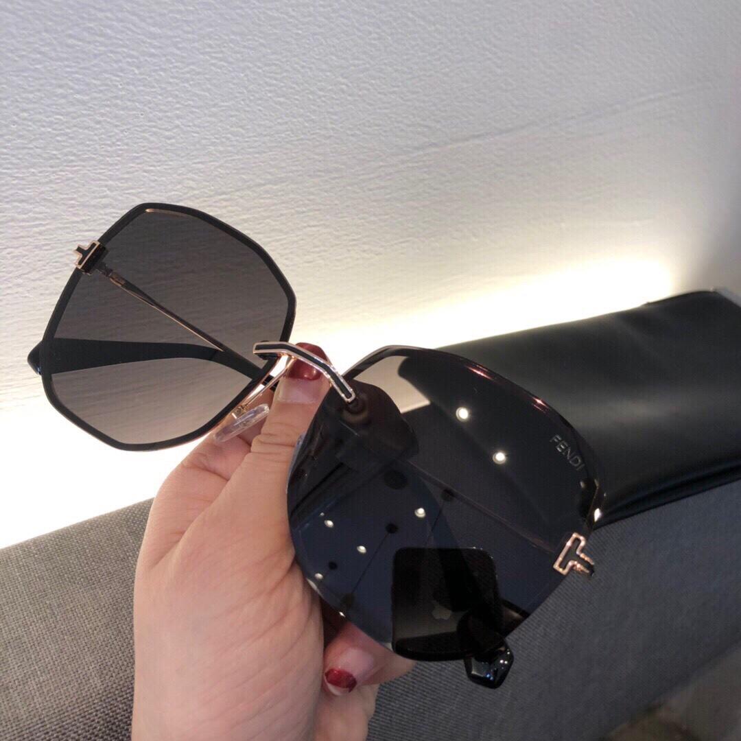 Fendi Men’s Sunglasses ASS650069